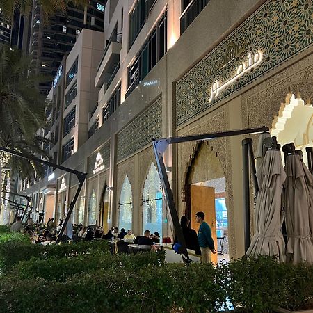 Downtown Luxury - Stunning Burj Khalifa & Sea View - 5 Minutes Walk To Dubai Mall Екстериор снимка