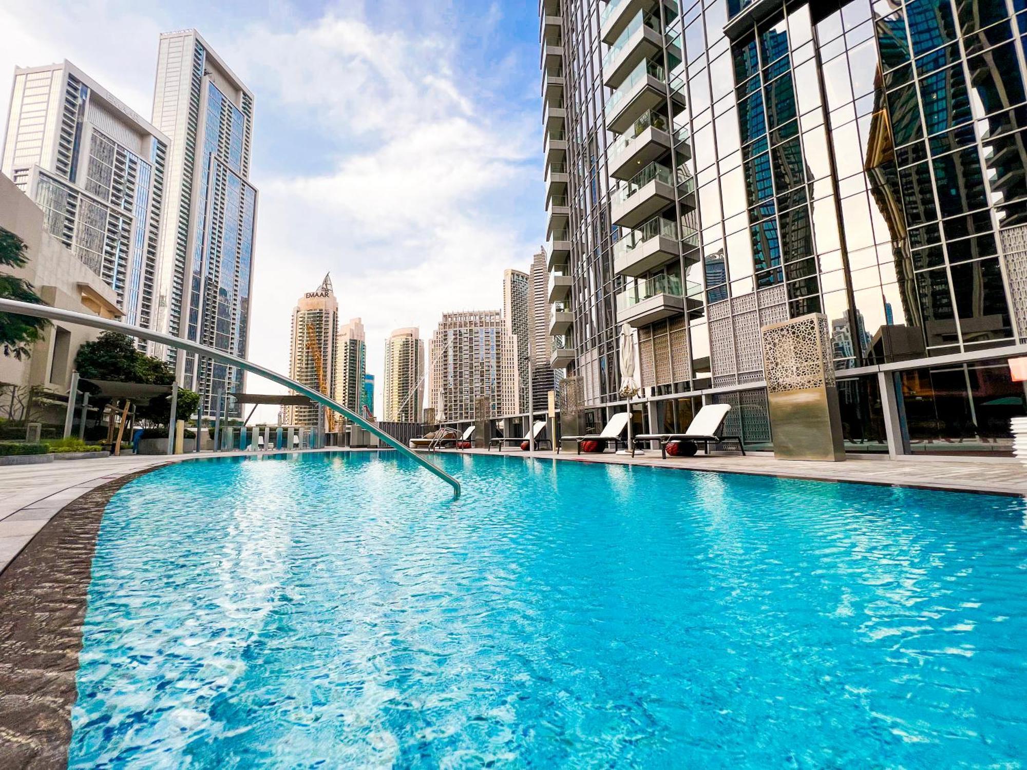 Downtown Luxury - Stunning Burj Khalifa & Sea View - 5 Minutes Walk To Dubai Mall Екстериор снимка