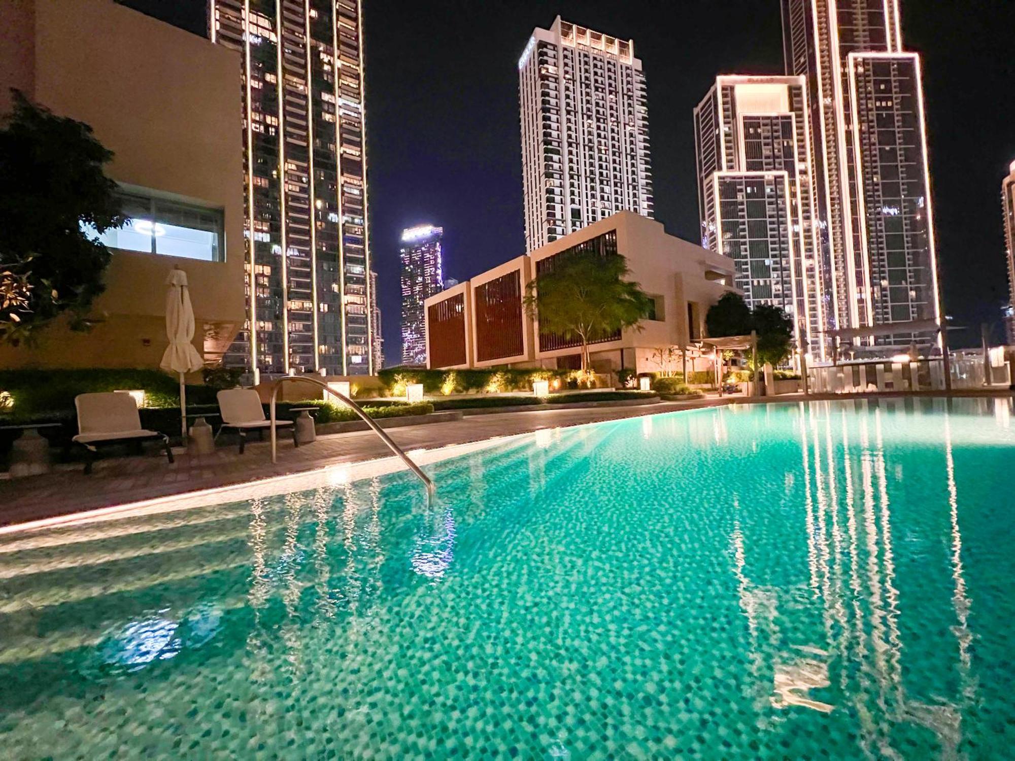 Downtown Luxury - Stunning Burj Khalifa & Sea View - 5 Minutes Walk To Dubai Mall Екстериор снимка
