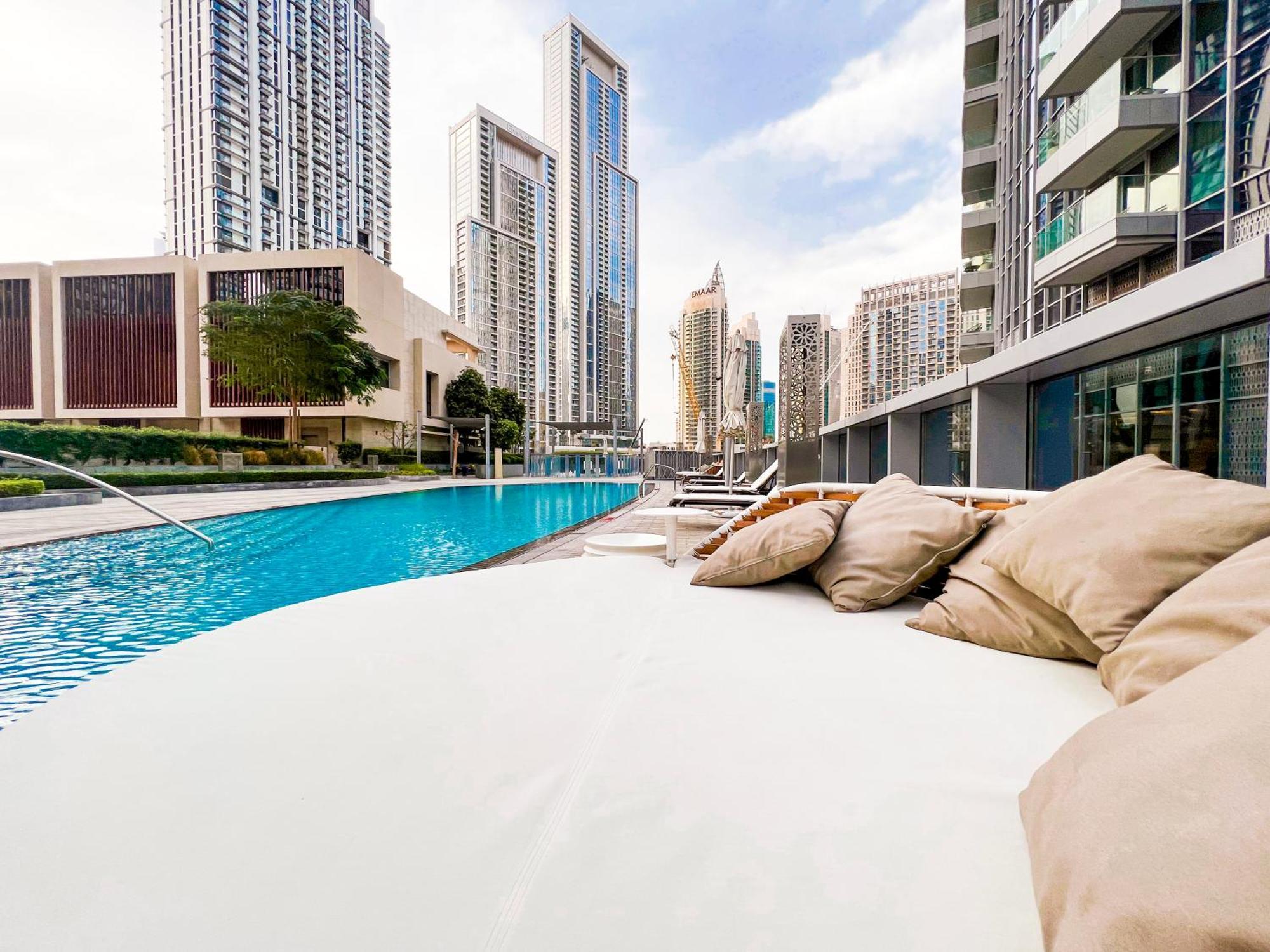 Downtown Luxury - Stunning Burj Khalifa & Sea View - 5 Minutes Walk To Dubai Mall Екстериор снимка