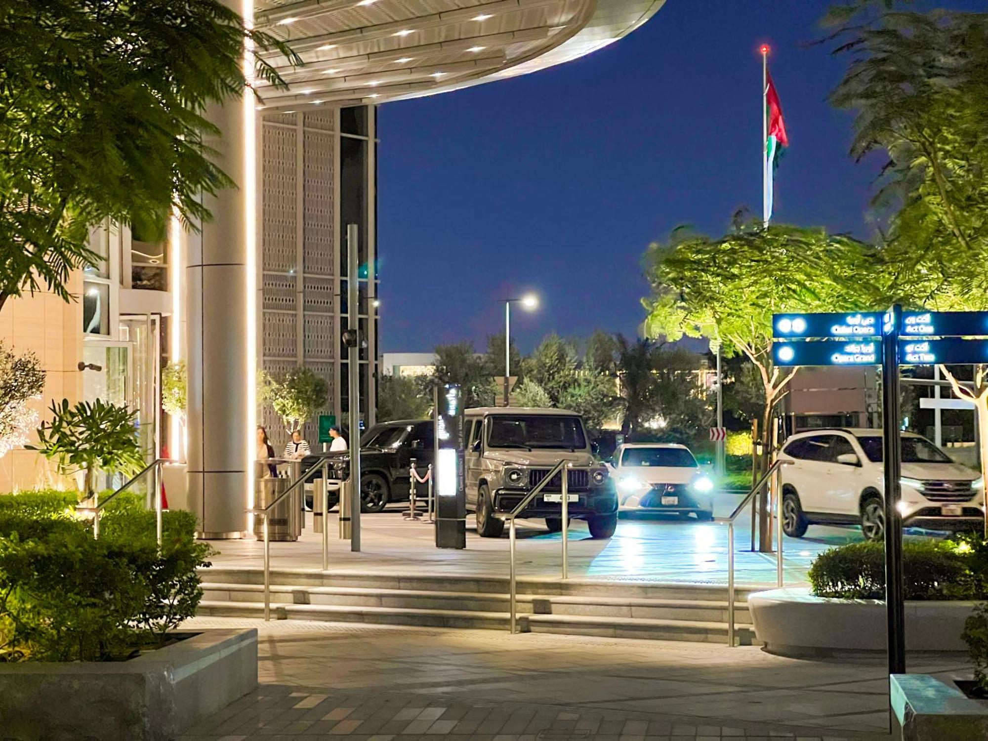 Downtown Luxury - Stunning Burj Khalifa & Sea View - 5 Minutes Walk To Dubai Mall Екстериор снимка